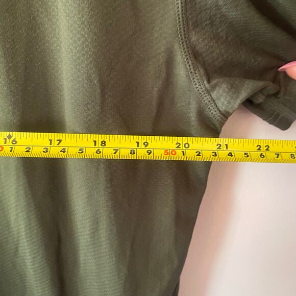 BYLT Gray Green Performance Short Sleeve Tee T-Shirt Gorpcore Men's size Large - Picture 7 of 8